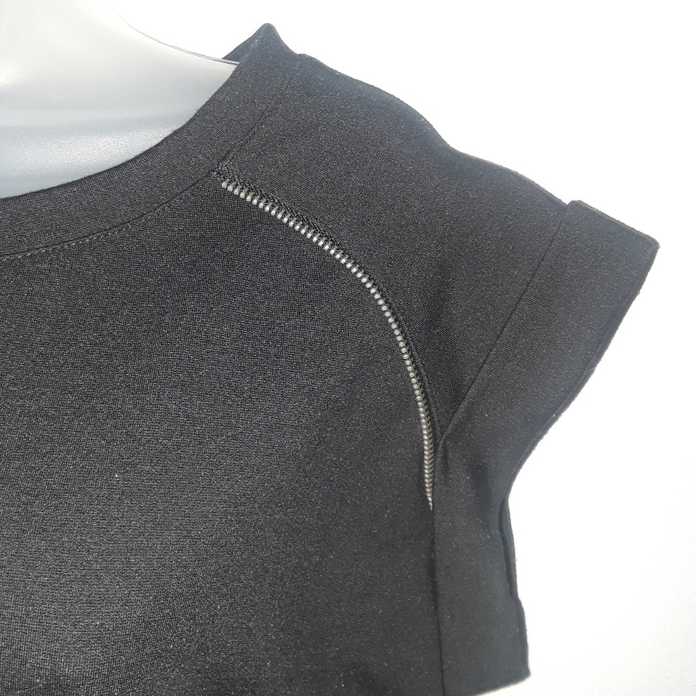 Blouse - Picture 2 of 3